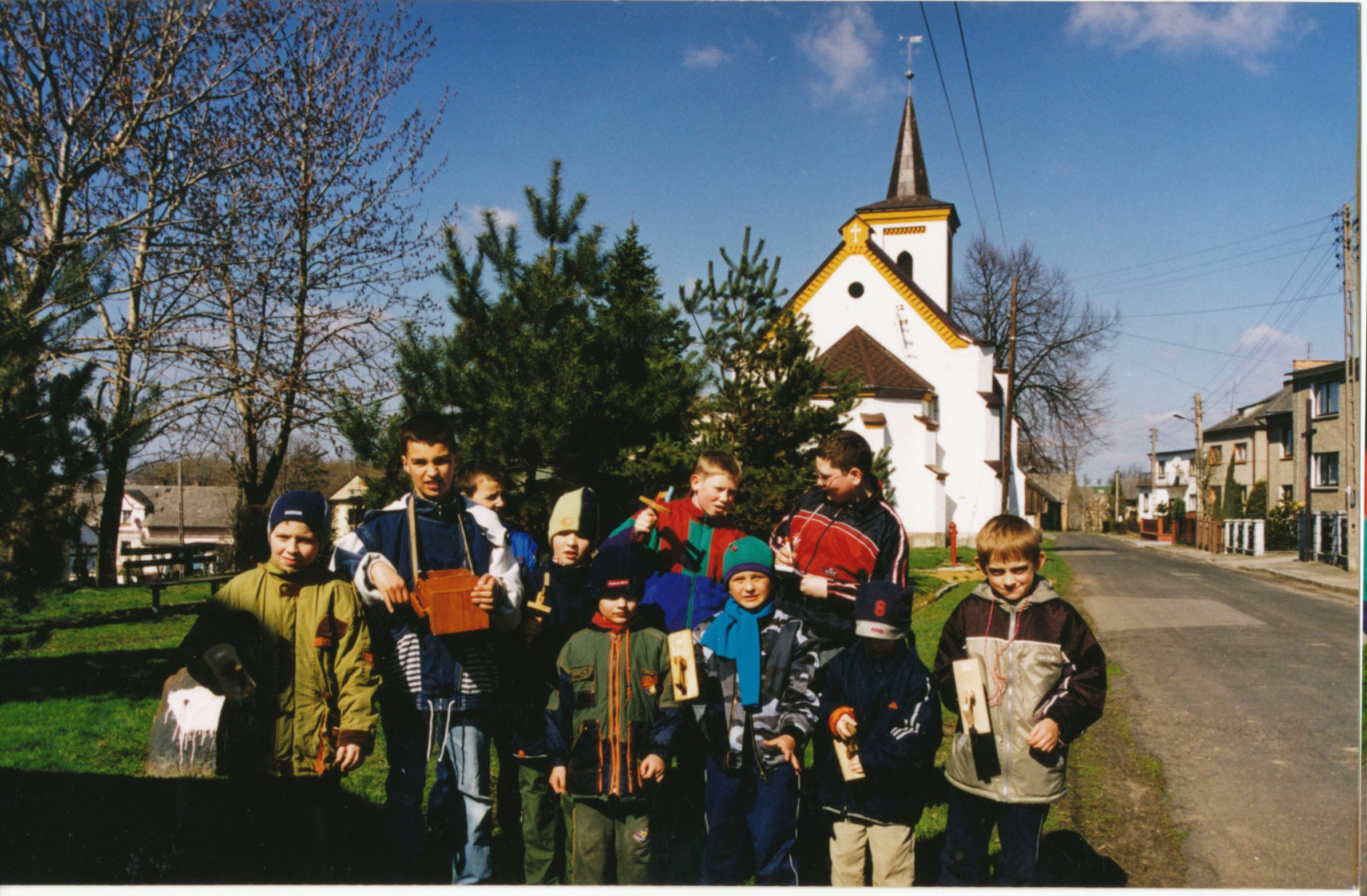Read more about the article Klekotki, kołatki, tragaczyki i tyrkotki / Pietraszyn