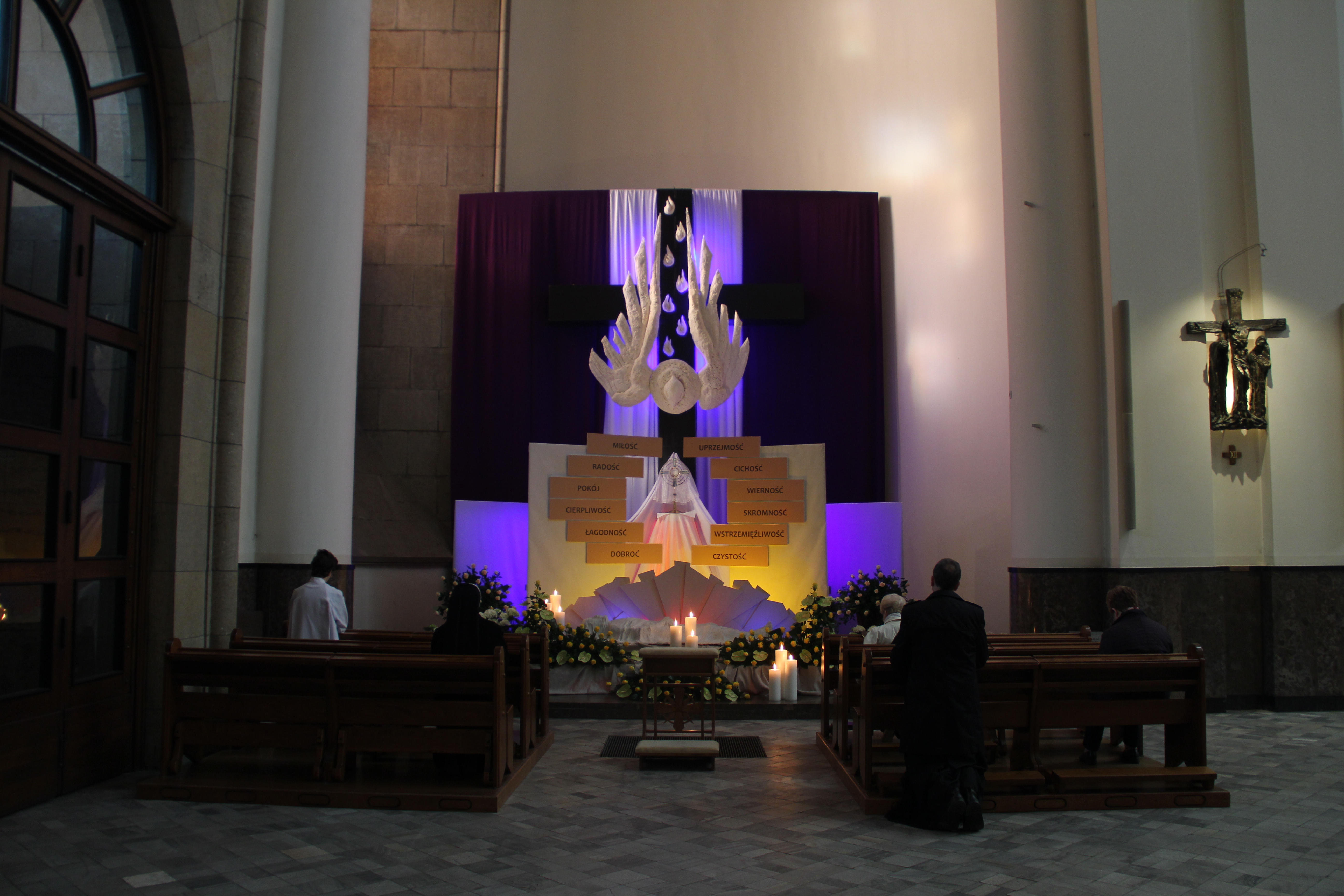 Read more about the article Straże grobowe / Katowice – Archikatedra Chrystusa Króla